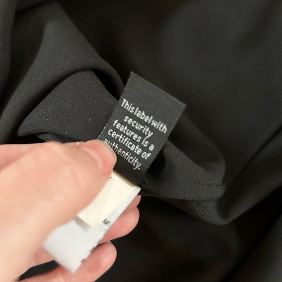 DIANE VON FURSTENBERG reagan drapey sleeveless blouse top black size M - Picture 7 of 10